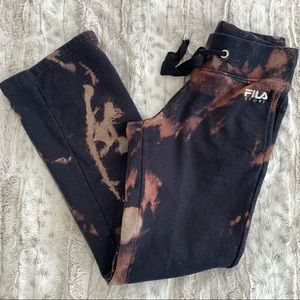 Vintage Y2K Fila Black Tie Dye Low Rise Flare Sweatpants